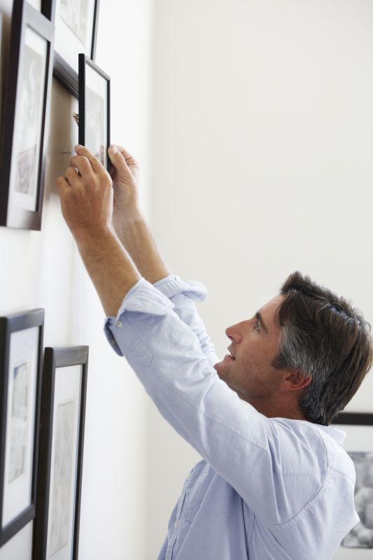 Tips for Hanging Picture Frames Effectively