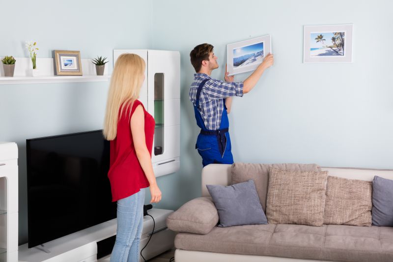 Picture Frame Hanging